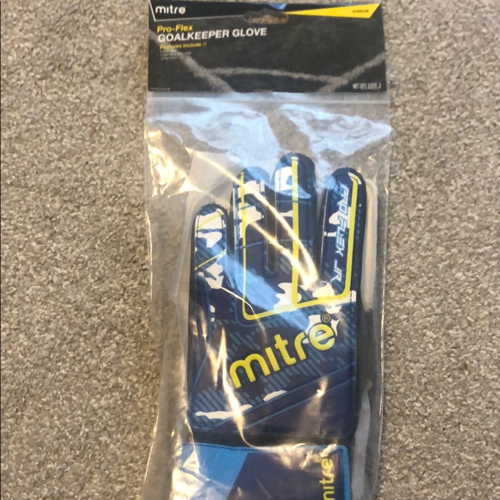 New boys goalie gloves